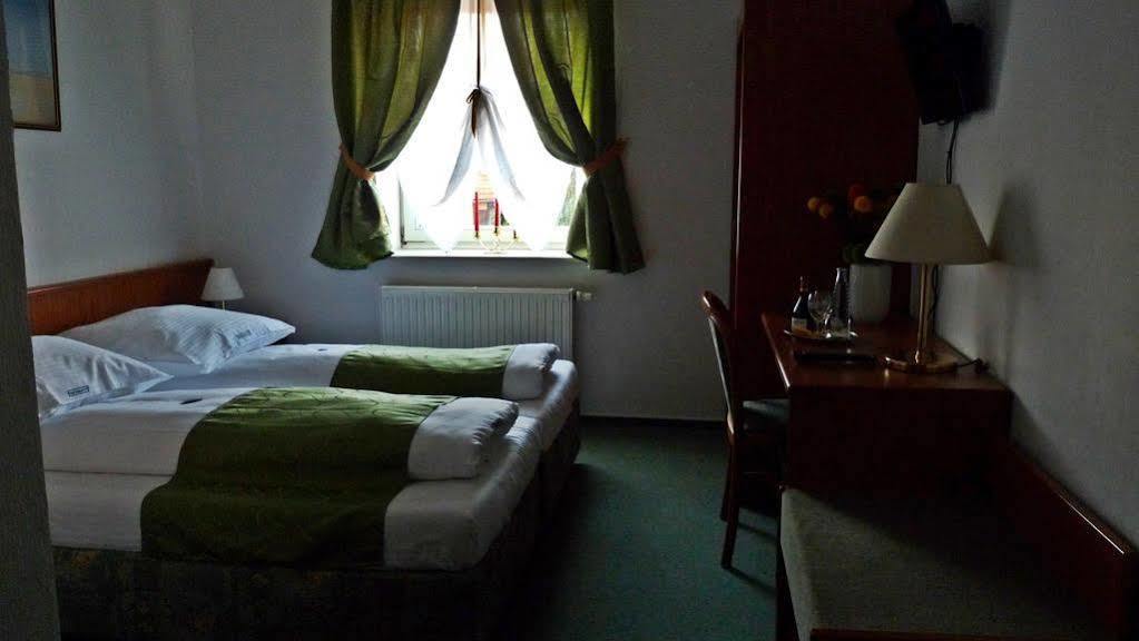 Hotel Abtshof Halberstadt Luaran gambar